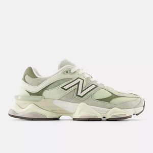 New Balance • 9060 in Olivine with lichen green and dark olivine (M5/ W6.5)